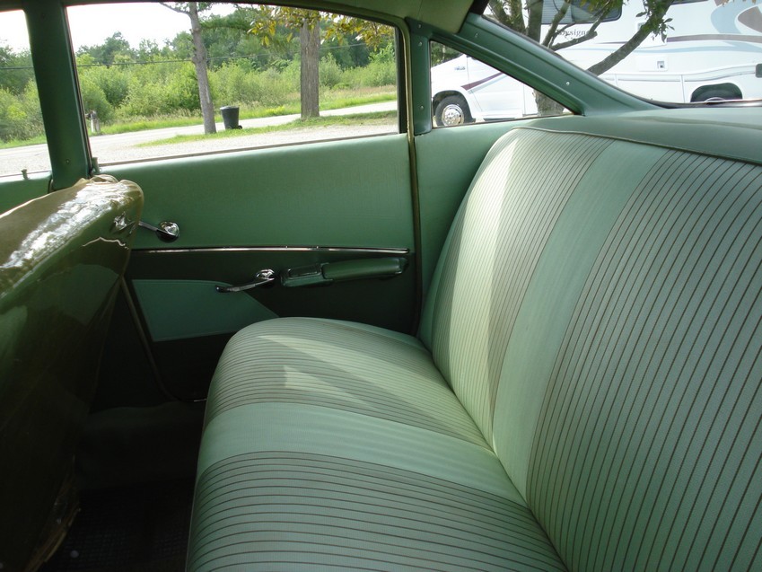 1960 Bel Air 4 door Sedan green 39kmiles 27.jpg